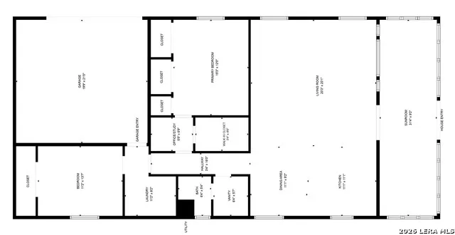 799 County Road 6612 Devine, TX 78016