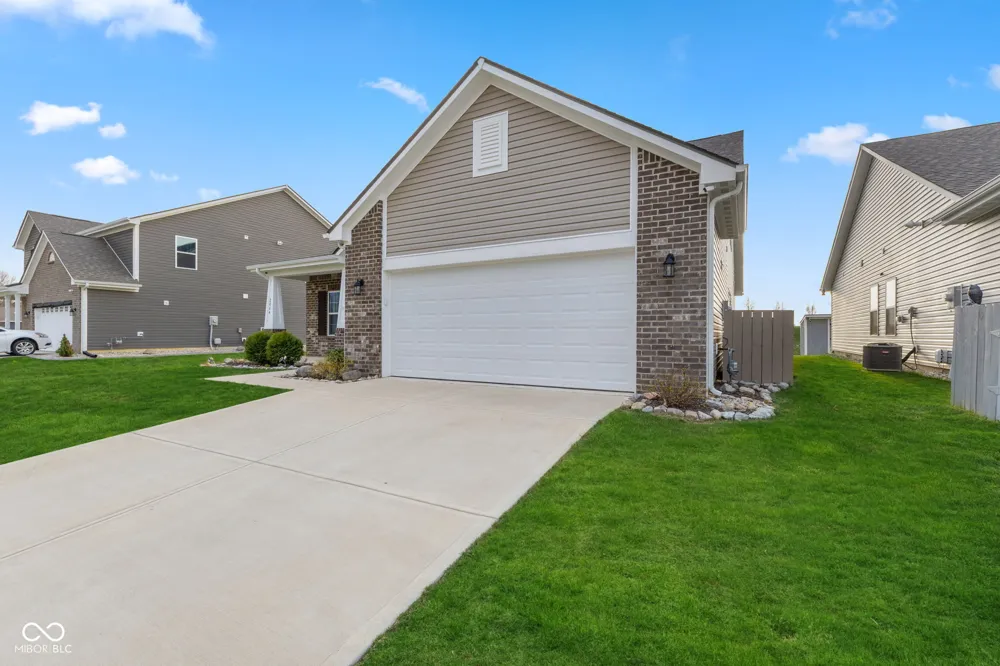 2064 Maplewood Lane Pendleton, IN 46064
