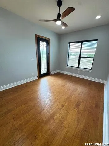 443 BRIDLEGATE BLVD Bandera, TX 78003