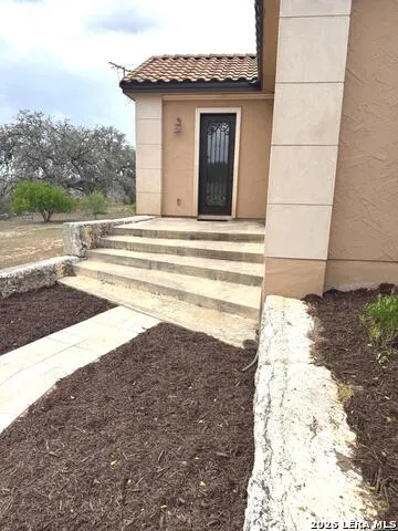 443 BRIDLEGATE BLVD Bandera, TX 78003