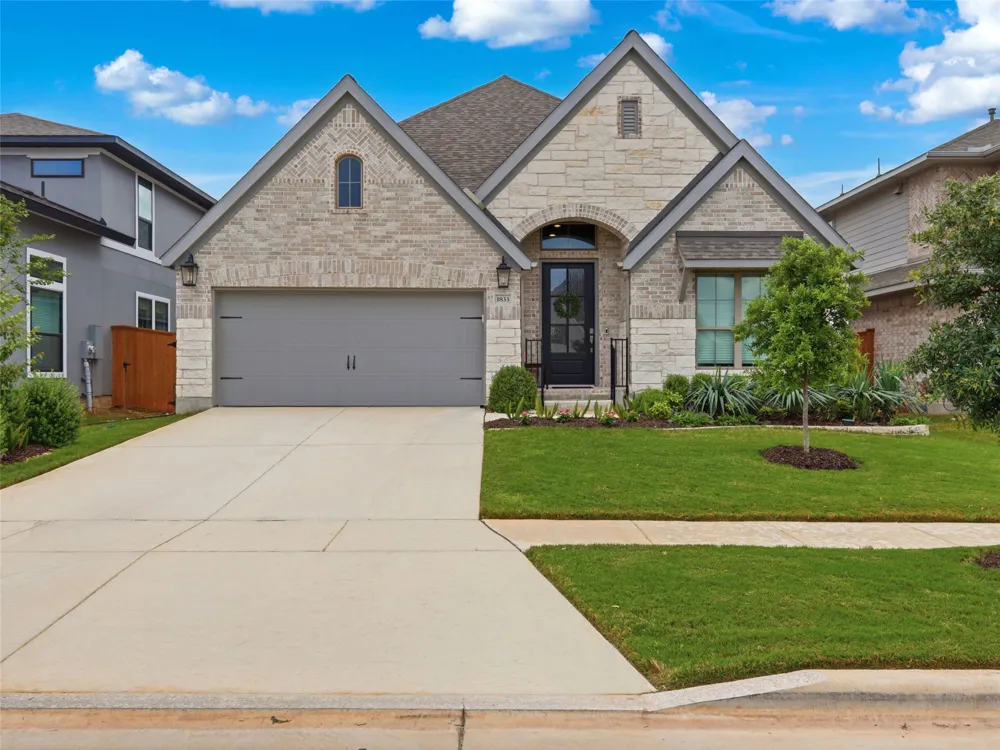 1833 Luna Street New Braunfels, TX 78132