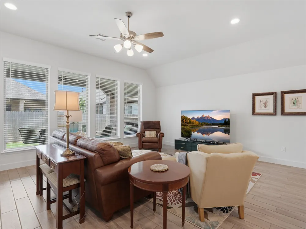 1833 Luna Street New Braunfels, TX 78132