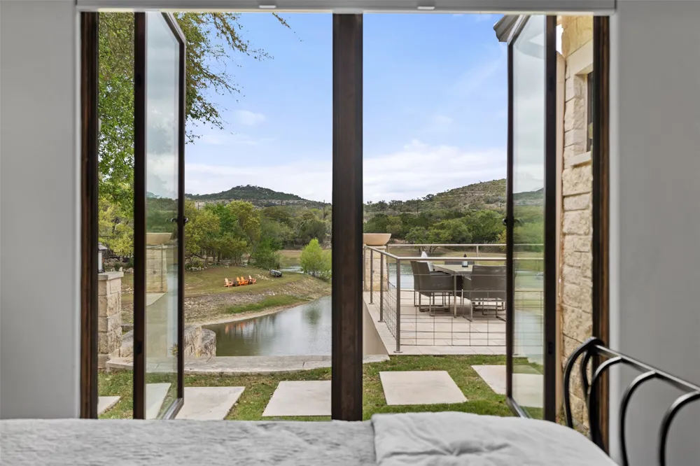 101 Rolling Hills Road Blanco, TX 78606