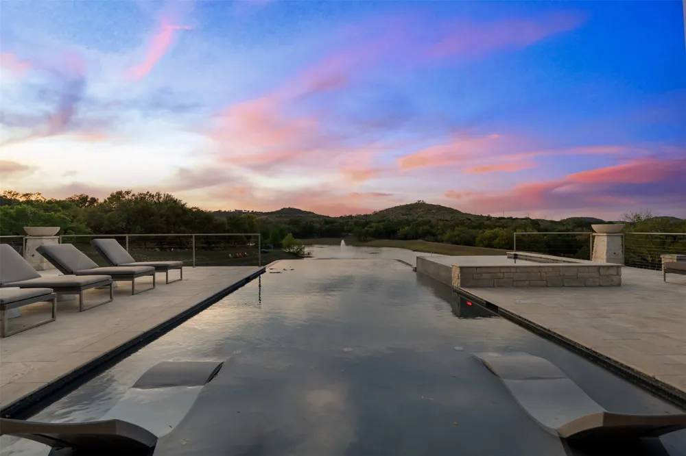 101 Rolling Hills Road Blanco, TX 78606
