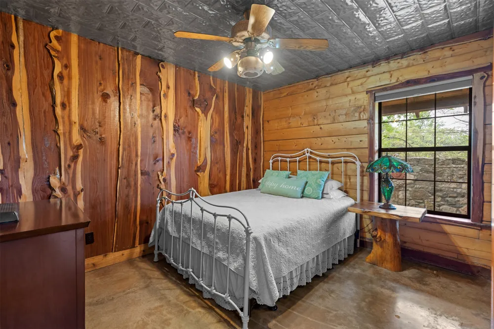 421 Rolling Hills Road Blanco, TX 78606