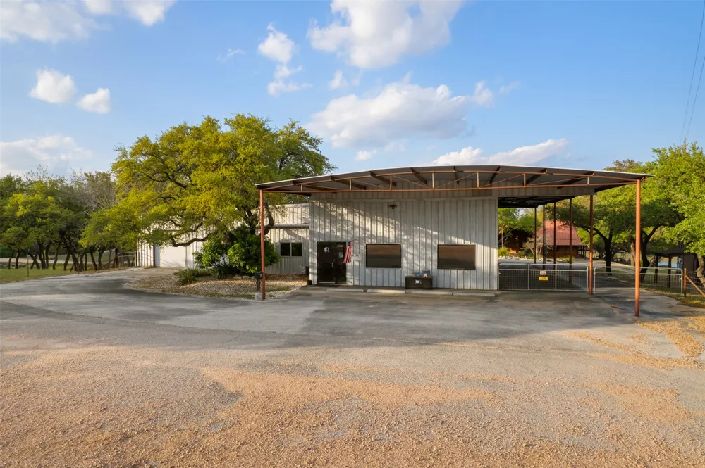 421 Rolling Hills Road Blanco, TX 78606