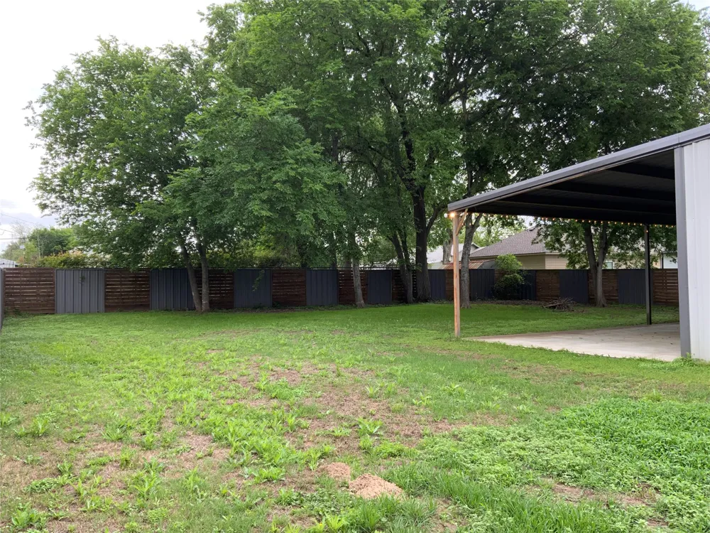 Caldwell Street Lexington, TX 78947