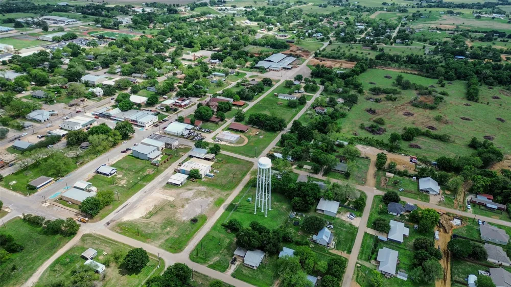 Caldwell Street Lexington, TX 78947
