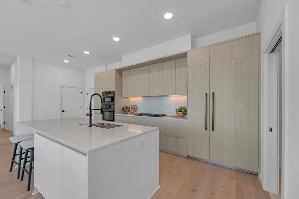 2209 S 1st Street #403 Austin, TX 78704