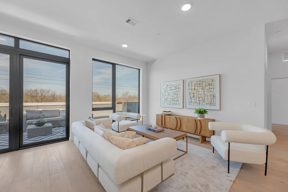 2209 S 1st Street #403 Austin, TX 78704