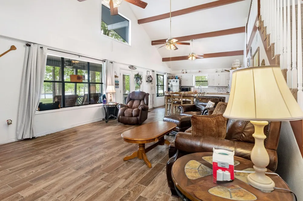 628 County Road 452 Bronson, TX 75930
