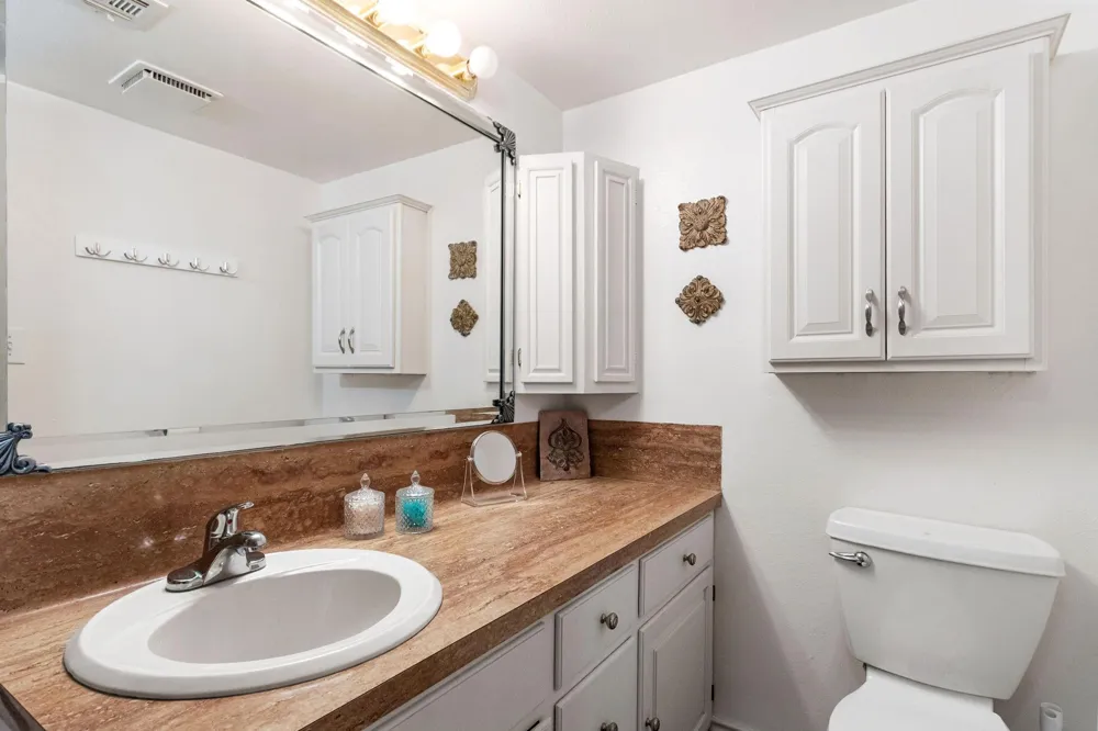 628 County Road 452 Bronson, TX 75930