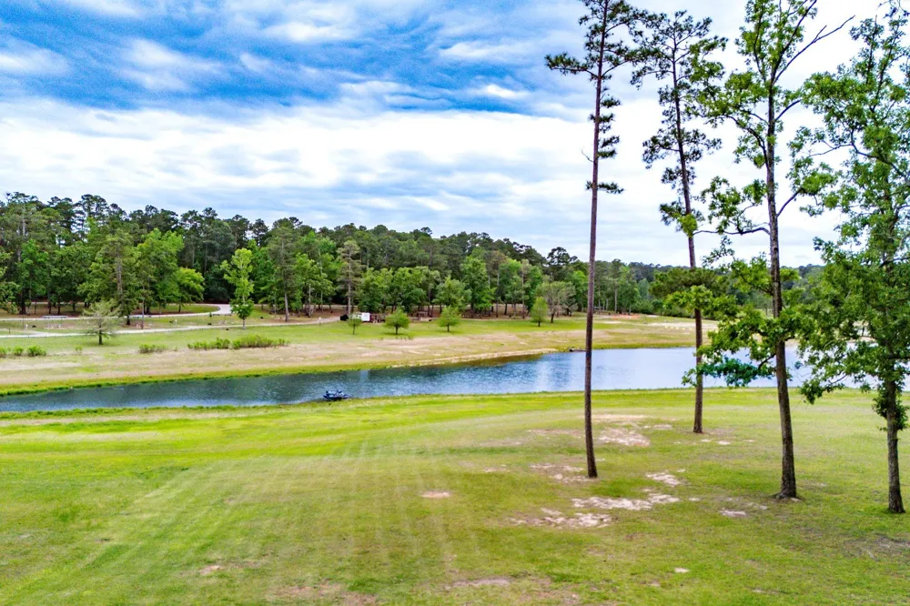 628 County Road 452 Bronson, TX 75930