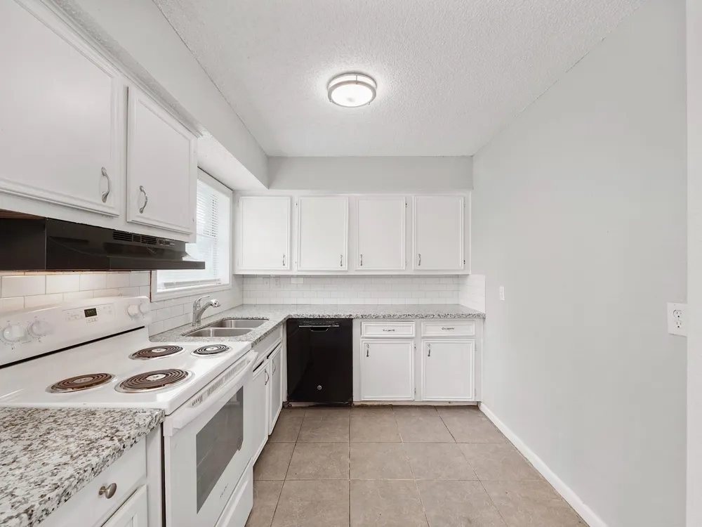 3006 14th Avenue Texas City, TX 77590