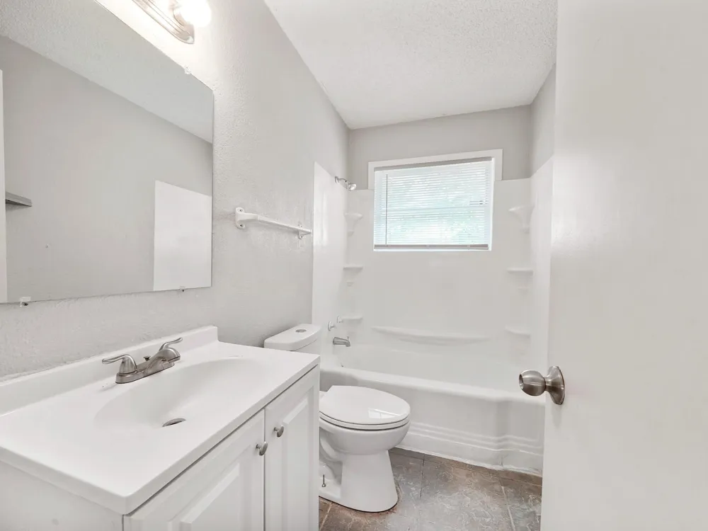 3006 14th Avenue Texas City, TX 77590