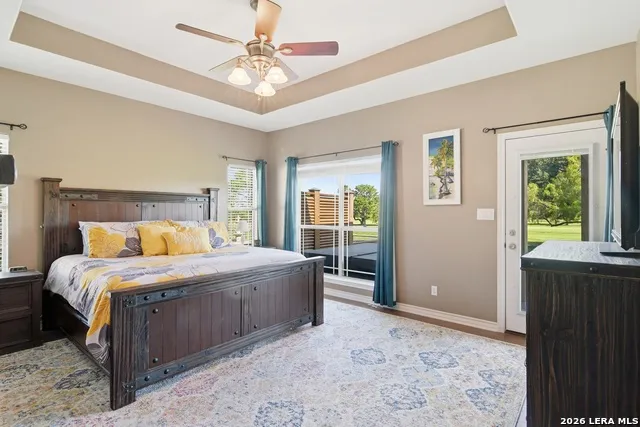 717 Jack Nicklaus Devine, TX 78016