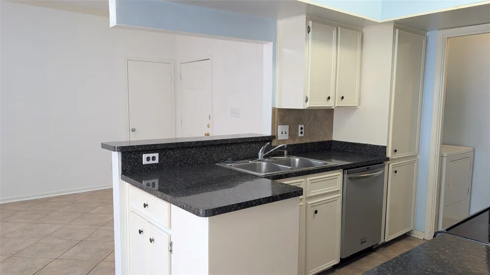 1013 Chestnut Street #C2 San Marcos, TX 78666