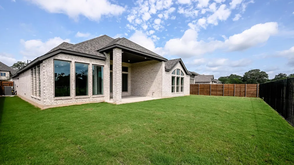 246 Melody Road Lockhart, TX 78644