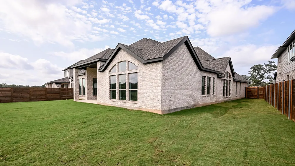 246 Melody Road Lockhart, TX 78644