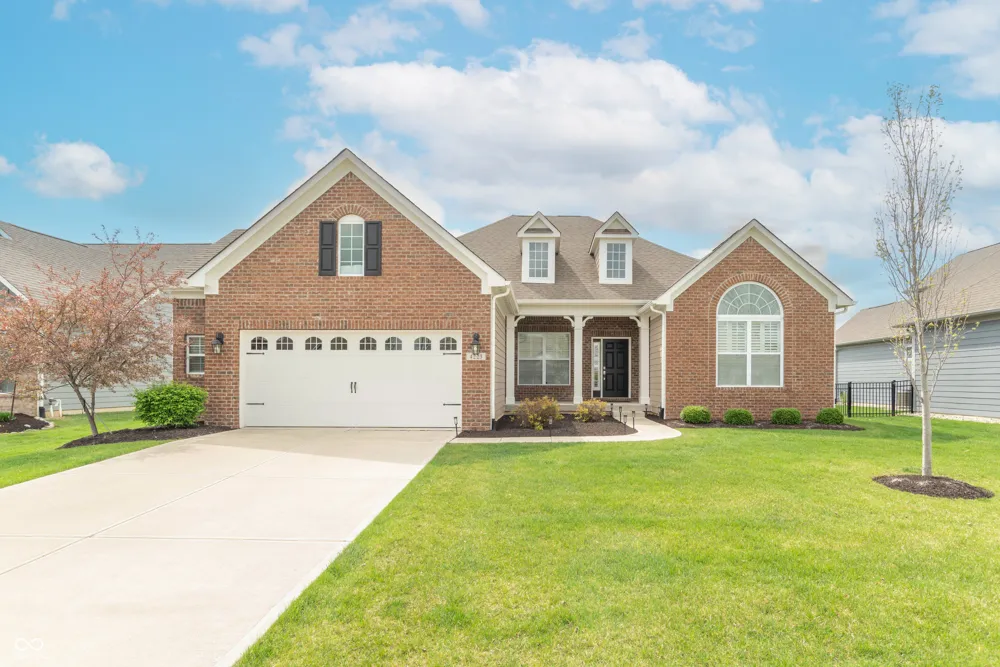 4223 Backstretch Lane Bargersville, IN 46106