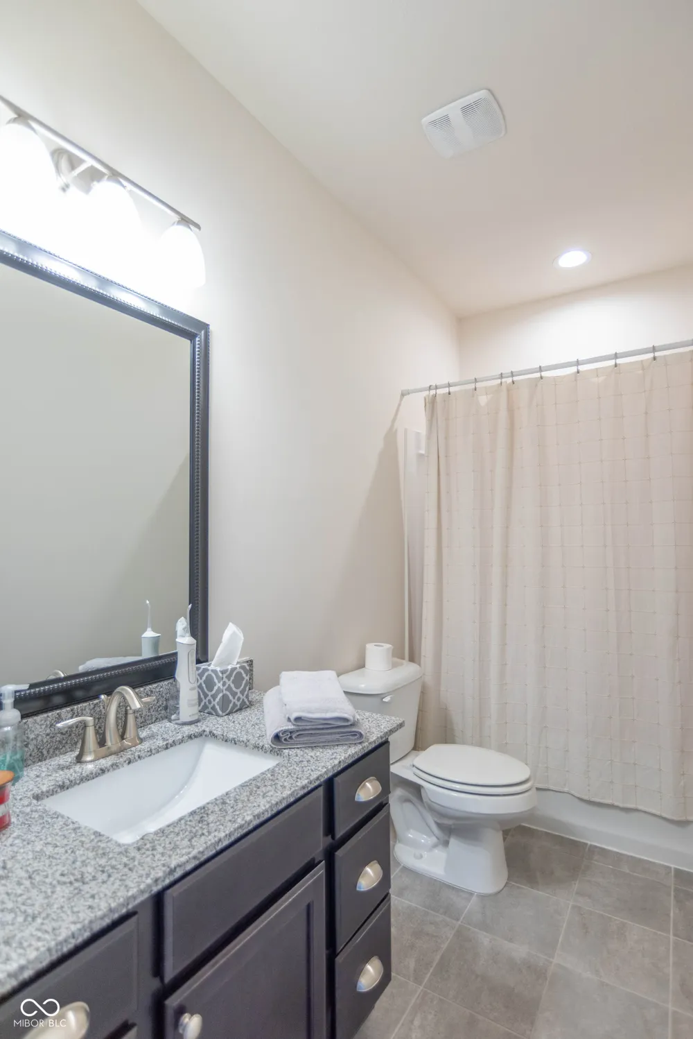 4223 Backstretch Lane Bargersville, IN 46106