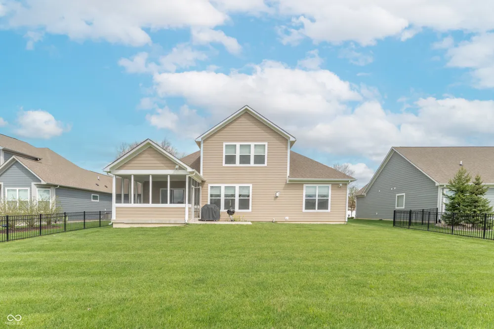 4223 Backstretch Lane Bargersville, IN 46106