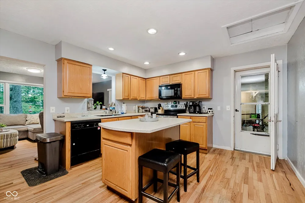 9131 E 256th Street Arcadia, IN 46030