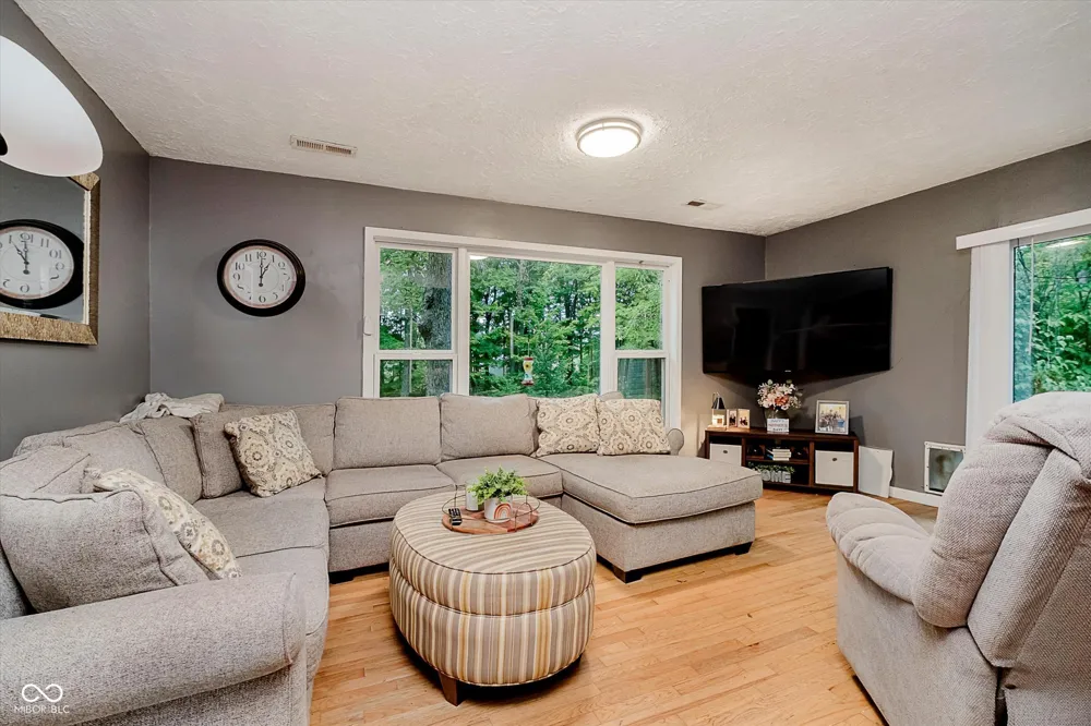 9131 E 256th Street Arcadia, IN 46030