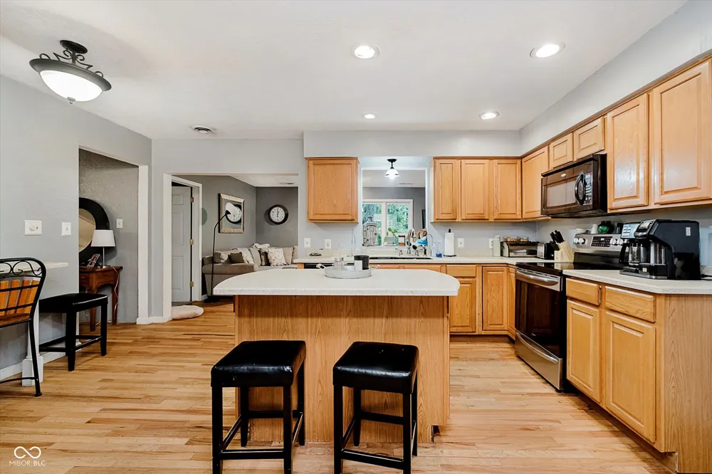 9131 E 256th Street Arcadia, IN 46030