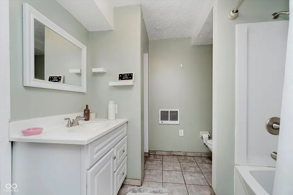 9131 E 256th Street Arcadia, IN 46030