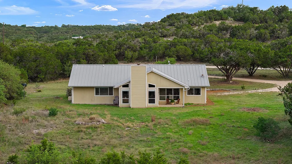 102 Rocky Creek Road Dripping Springs, TX 78620