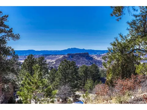 2111 Ramblewood Court