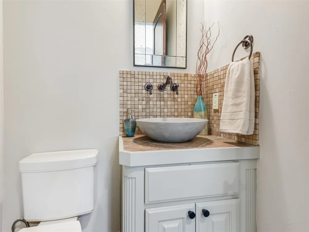 17545 E Reed Parks Road #5 Jonestown, TX 78645