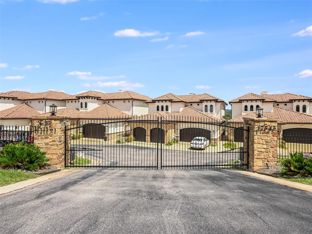 17545 E Reed Parks Road #5 Jonestown, TX 78645