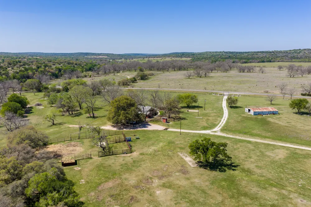 10250 E Fm 501 San Saba, TX 76877