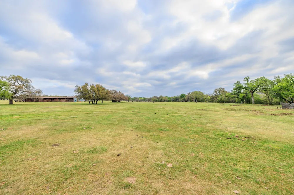 10250 E Fm 501 San Saba, TX 76877