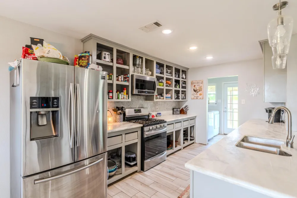 8283 Ashwood Road Van Vleck, TX 77482