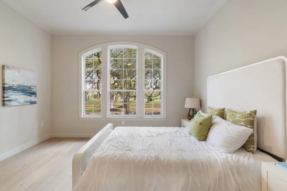 999 Enchanted Oaks Drive Driftwood, TX 78619