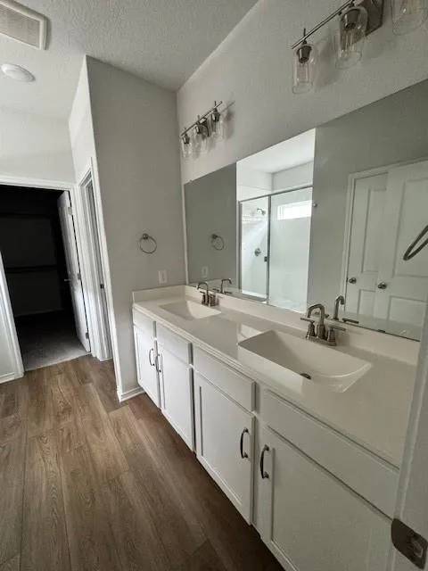 1409 Alleyton Court Seguin, TX 78155