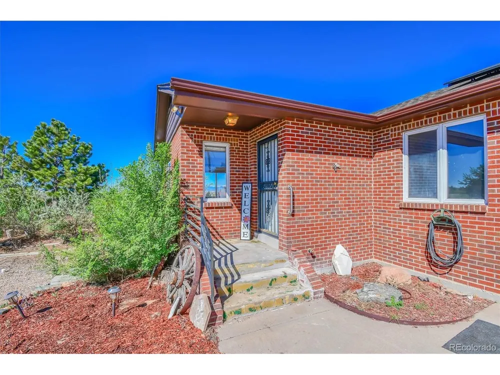 6785 S Pitkin Street Foxfield, CO 80016