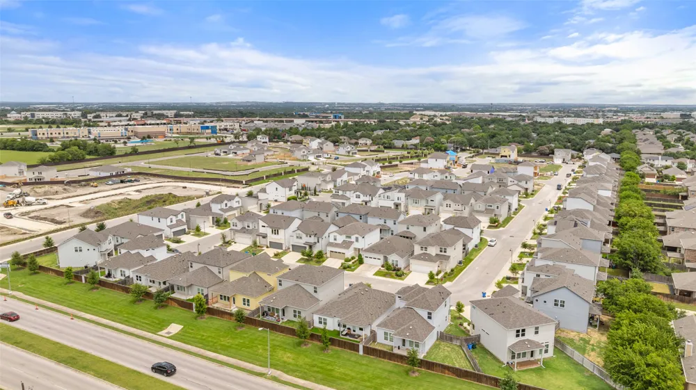 17504 Emperador Drive Round Rock, TX 78664