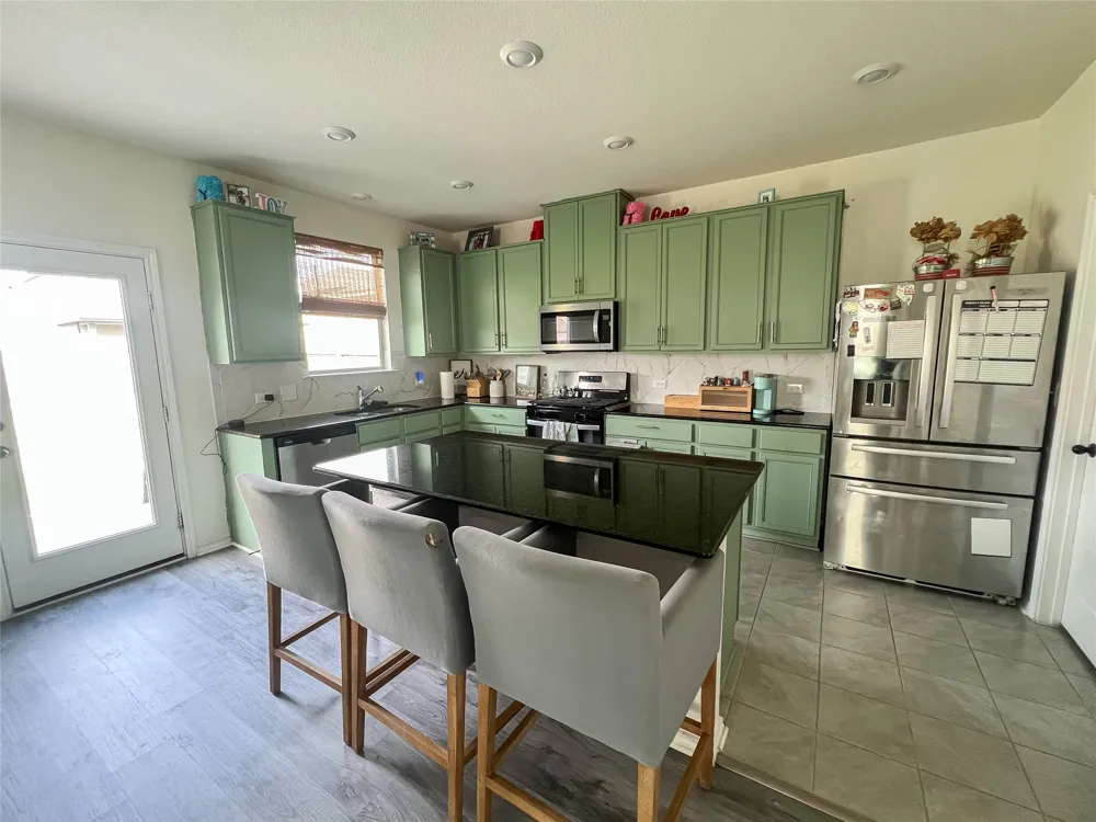 221 Summit Drive Lockhart, TX 78644