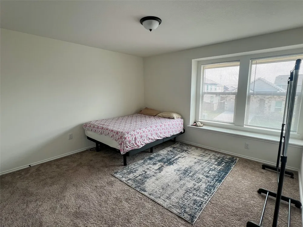 221 Summit Drive Lockhart, TX 78644
