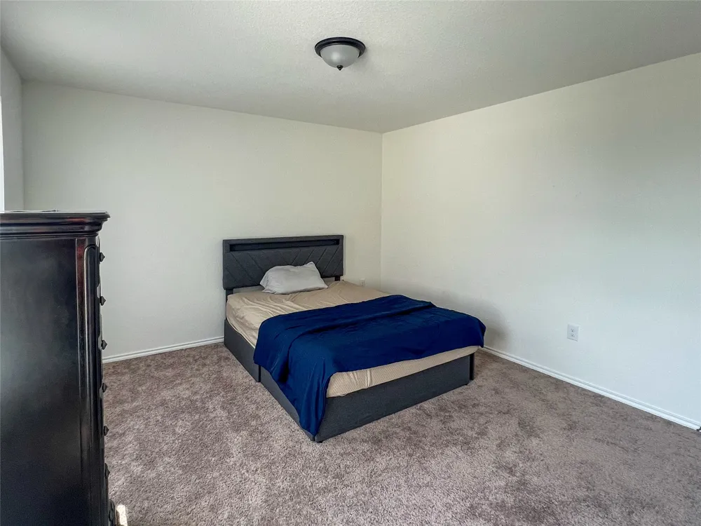 221 Summit Drive Lockhart, TX 78644