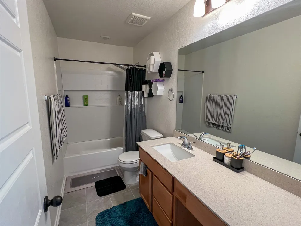 221 Summit Drive Lockhart, TX 78644