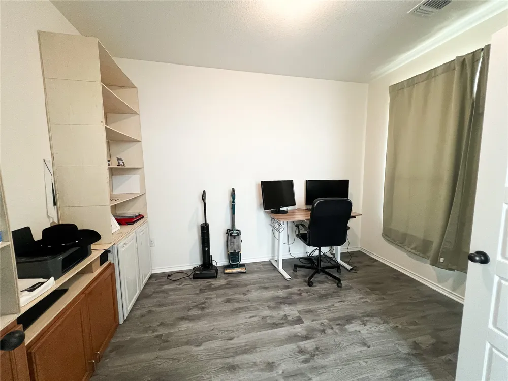 221 Summit Drive Lockhart, TX 78644