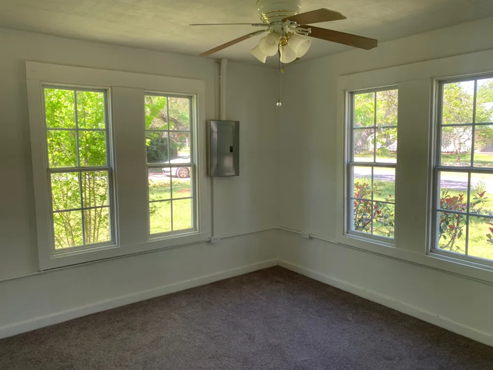 435 West Street Bertram, TX 78605