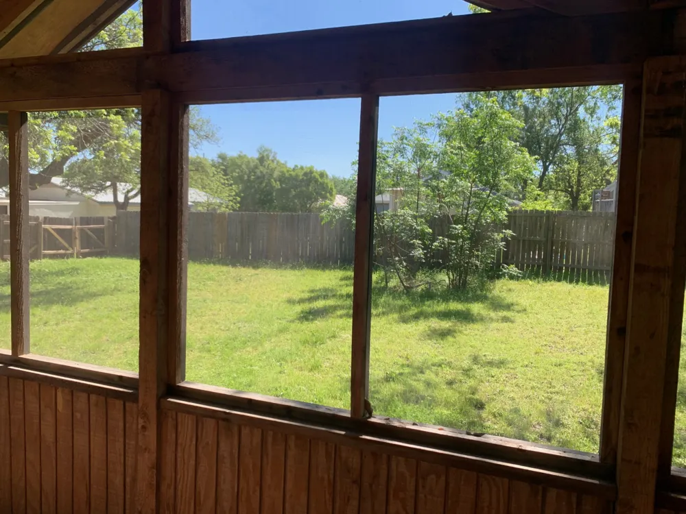 435 West Street Bertram, TX 78605