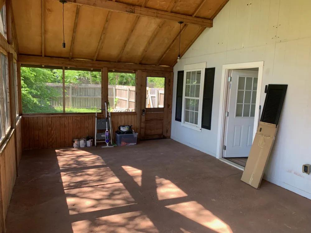 435 West Street Bertram, TX 78605
