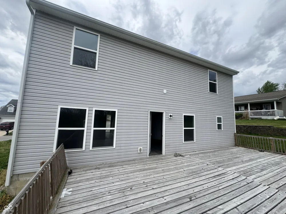 2205 S 16th Place Richmond, IN 47374